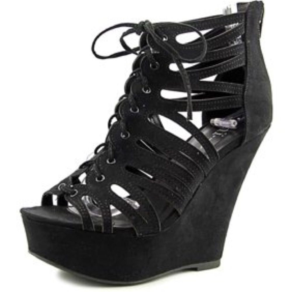 Shi by Journey’s wedge